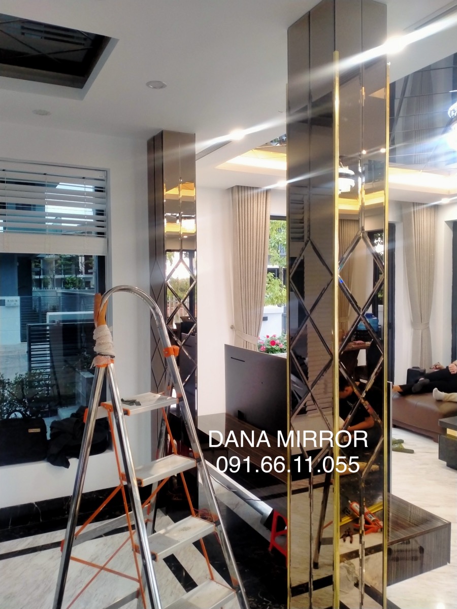 Gương ốp cột nhà trang trí Đà Nẵng